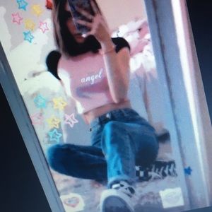 Meet your Posher, Ava